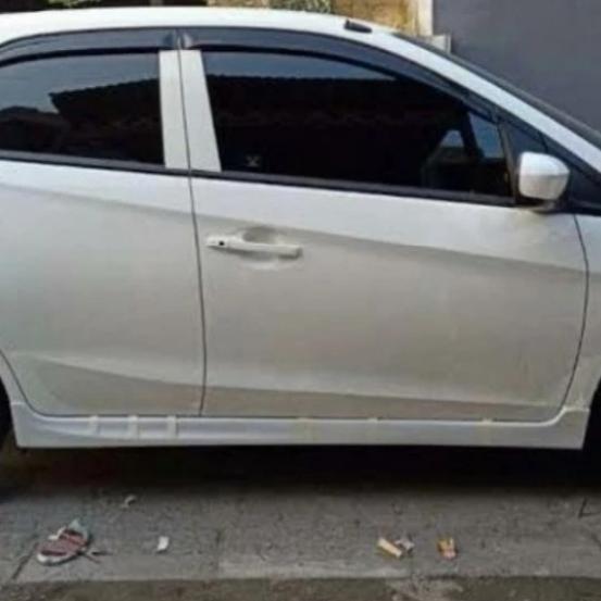 Bodykit Samping Kanan Brio 2012-2017 Fiber Mentah