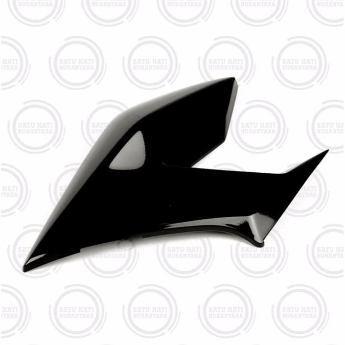 Cb 150R - Honda Ori Shroud / Sayap Tangki Luar Kanan