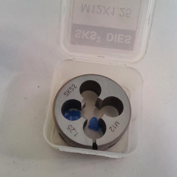 MATA SENAI M12X1.25 BAUT 17 ADJUSTABLE ROUND DIES SENAI M12X1.25