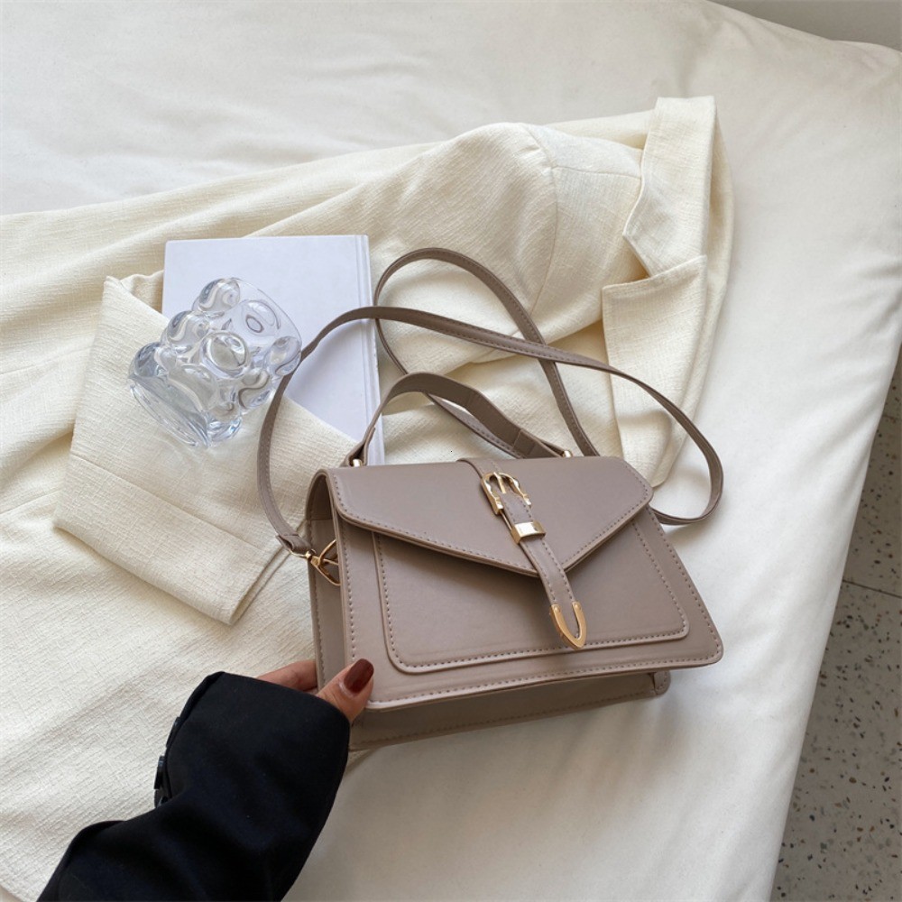 Fashionable Minimalist Crossbody Bag with Top Handle and Flap for Women Solid Color Square Purse