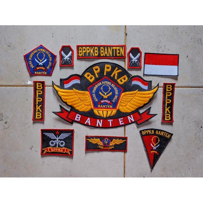 bordir BPPKB BANTEN 1 SET emblem bordir bet,atribut baju,kemeja,jaket Kain, aksesoris fashion, bisa