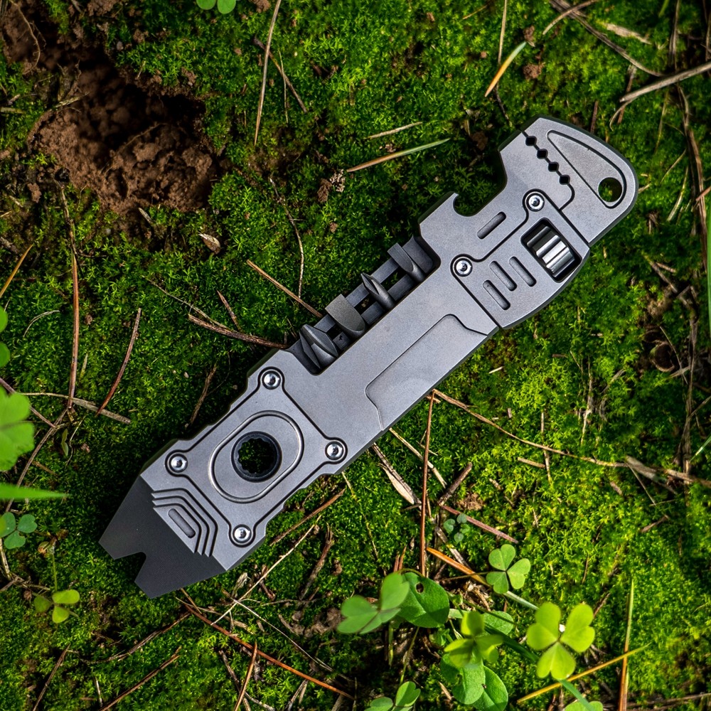 EDC Titanium Alloy Crowbar Pry Bar Bottle Opener Wrench Tools Hand Outdoor Camping Gear EDC