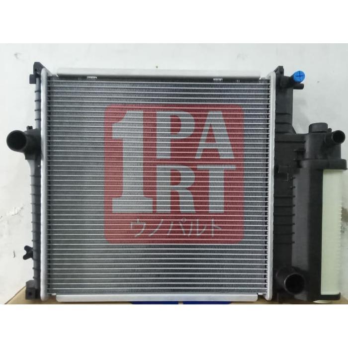 Radiator Assy BMW 318i dengan Tabung IATF16949 Original Replacement news