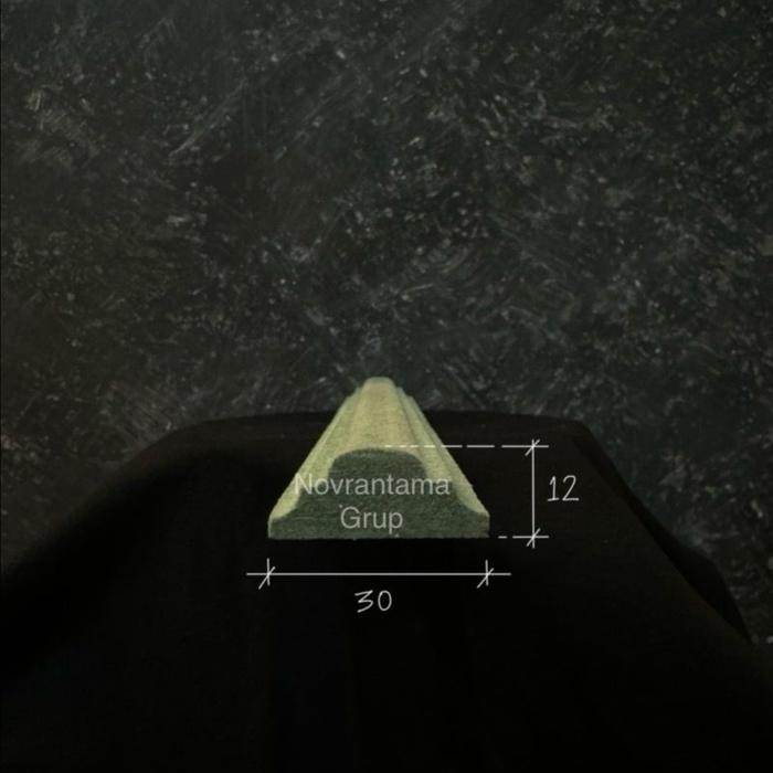 LIS PROFIL HMR P-04 / LIS HMR / PROFIL HMR / WALL MOULDING HMR / LIS PANEL HMR / WALL MOULDING HMR