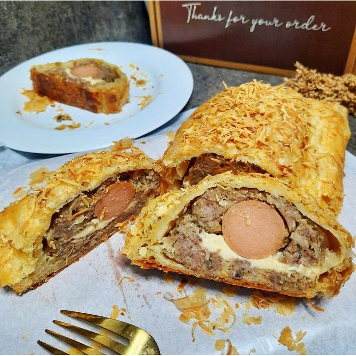 Picnic Roll / Beef Pastry / Puff Pastry / Roti Daging Sapi / Pengiriman H+1