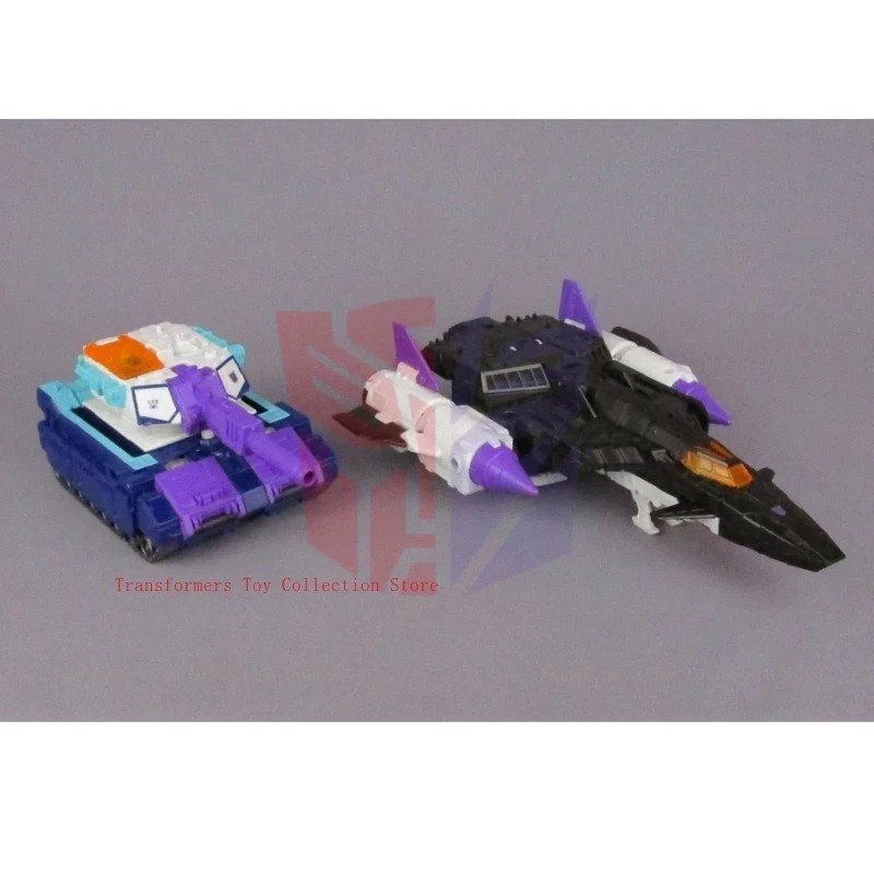 In stock original Transformers Japanese version LG-60 Overlord anime character action figure model