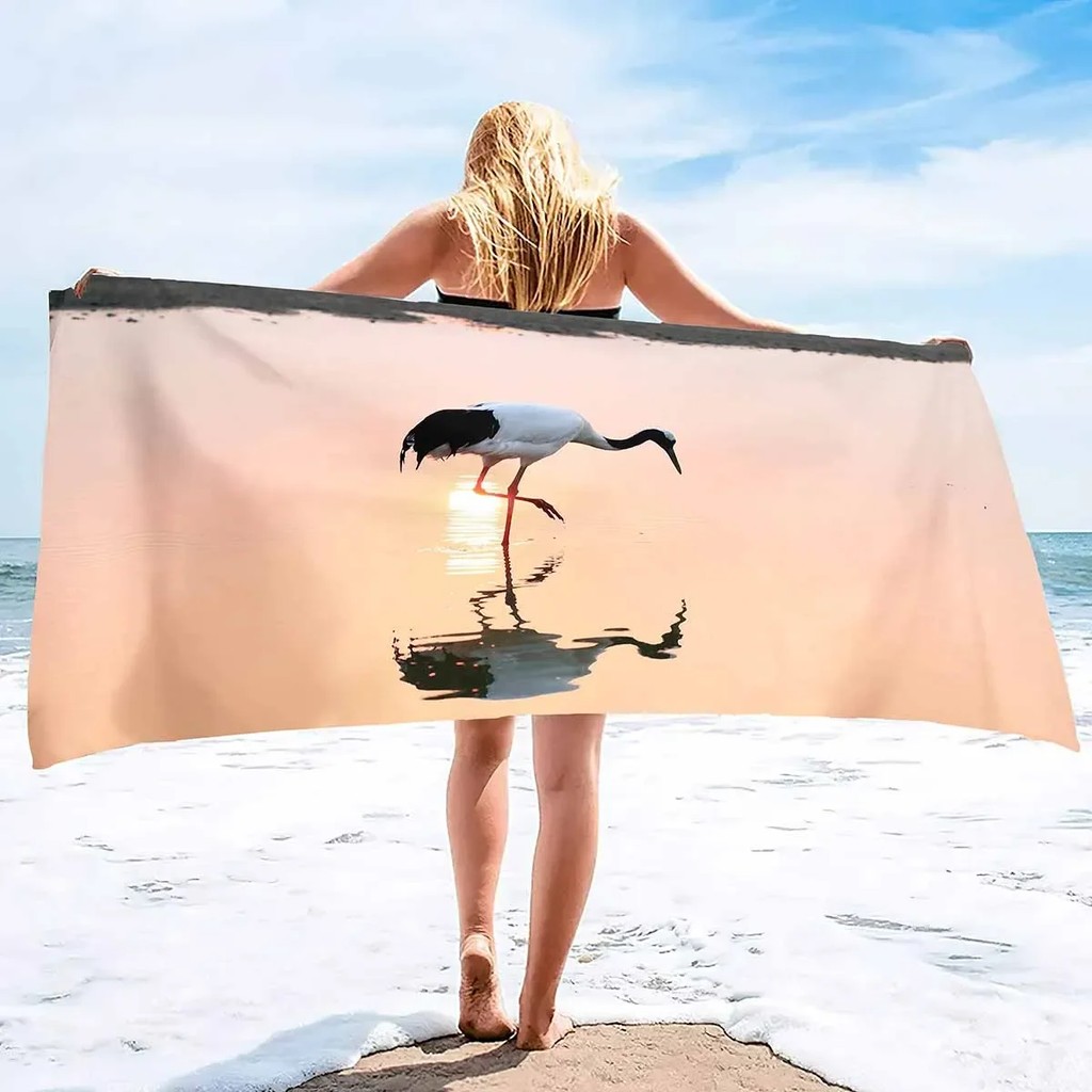 Red Crowned Crane Beach Towels Quick Dry Microfiber Soft and Absorbent Bath Towel Outdoor Travel