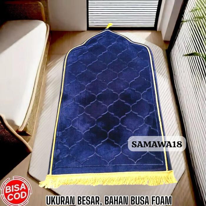 Sajadah Tebal Kubah Polos Warna Scuba Lembut dan Empuk Memiliki Bahan Busa Serat Motif Polos Warna