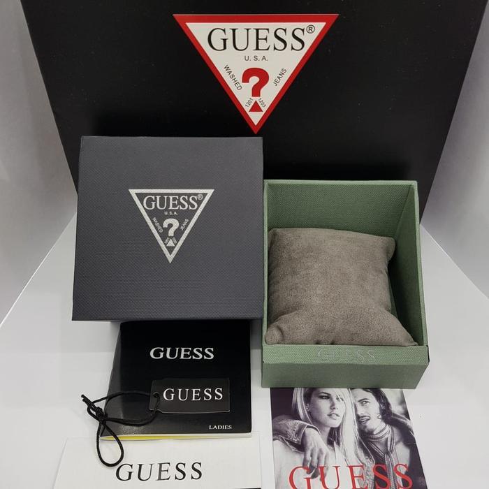 Jam Tangan Wanita Guess Collection Gw0113L1 Rubber Black Original