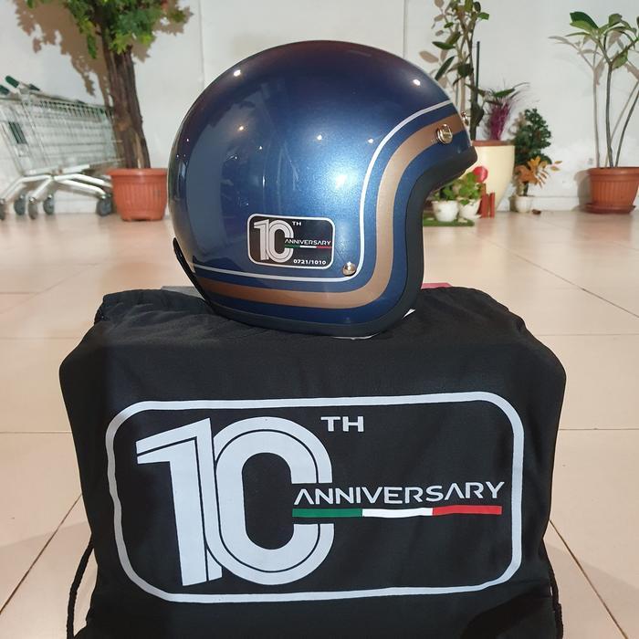 Vespa Sprint 10th Anniversary Helmet