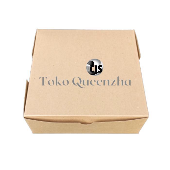 Dus / Box Kotak Nasi Ukuran 20 X 20 X 7,5 Cm + Mika Sekat Alas Nasi