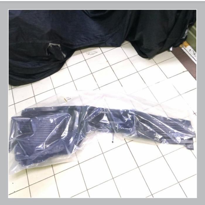 Inner Linner Fender Depan Xpander Karpet Lumpur Asli Original