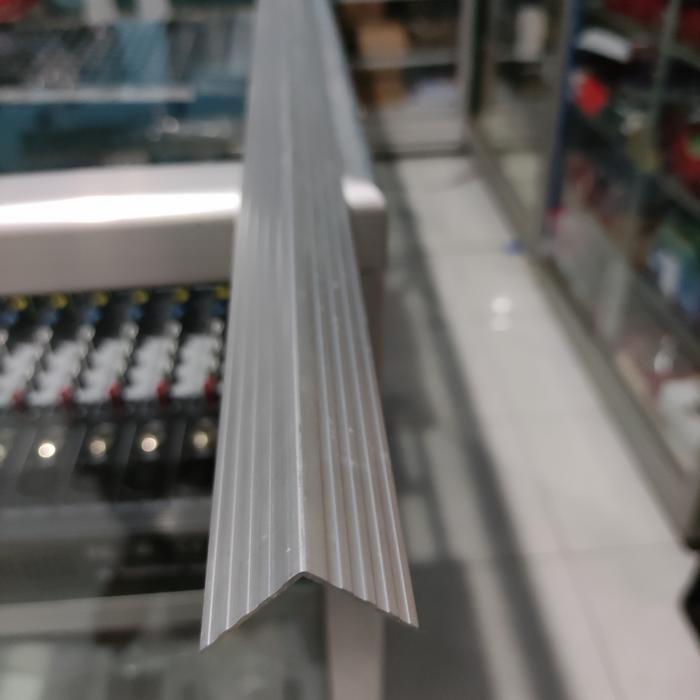 [ Wajib Potong ] Siku Aluminium Lis L Silver / LIS L Aluminium Hardcase Panjang 3 meter Import Wajib