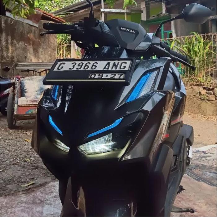 "New" Stiker Alis Vario 160 NEW / Stiker Alis Vario New 160 / Stiker Alis Polos