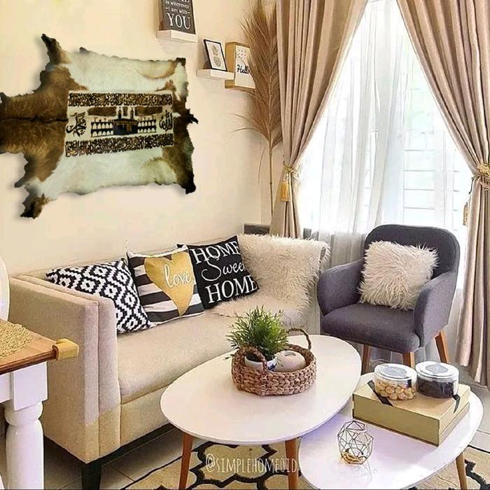 KALIGRAFI KULIT KAMBING ASLI LEMBARAN UTUH 1 EKOR ada tasbih mininya hiasan dinding