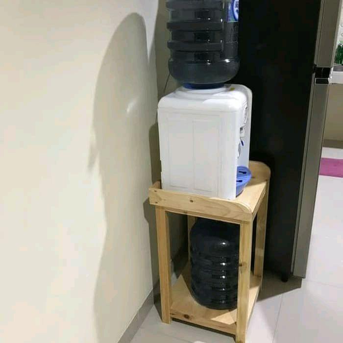 Rak Dispenser Meja Dispenser/Galon Kayu