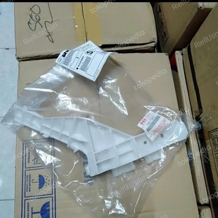Breket Bemper Belakang Suzuki Swift St