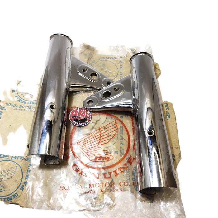 Kuping Kupingan Lampu Cb125 Tahun 74/80  Set 51602/51606-324-000Xw Ori Nos Astra Honda Cb 125 Termur