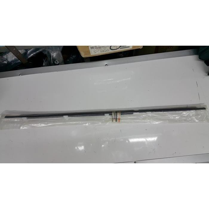 Weathership Soluna/Pelipit Pintu Soluna/Karet Kaca Soluna Belakangkiri