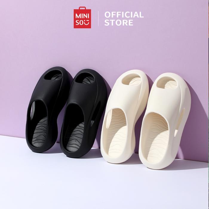 Miniso Toys - Sandal Pria Fashion Sport Slippers Sendal Wanita Dan Pria Eva Sol Tebal Anti-Selip