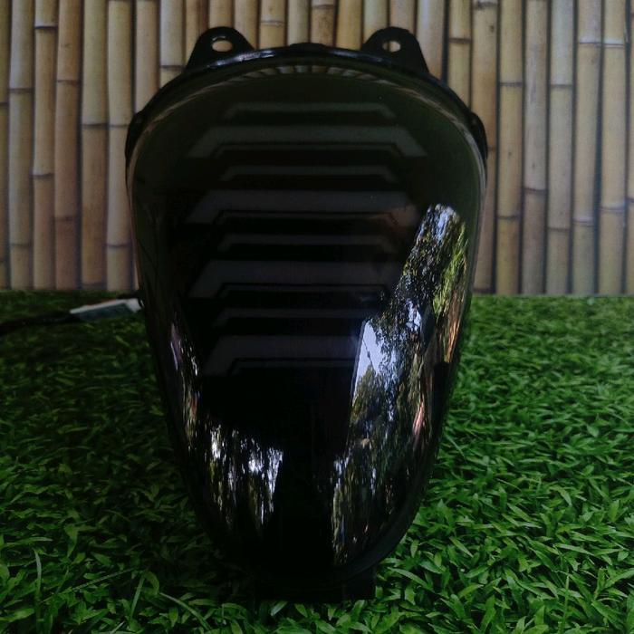 Lampu Stoplamp Lazy RGB Motor Scoopy Karbu