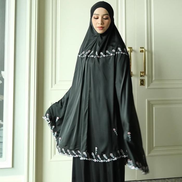 GONEGANI OFFICIAL - Mukena Motif Embordy Saphira Mukena