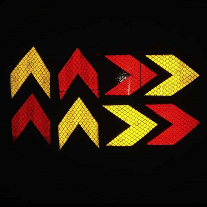 stiker mobil anak panah Reflektor panah safety otomotif