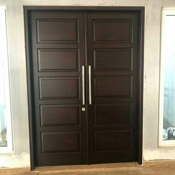 kusen dan pintu kayu kamper