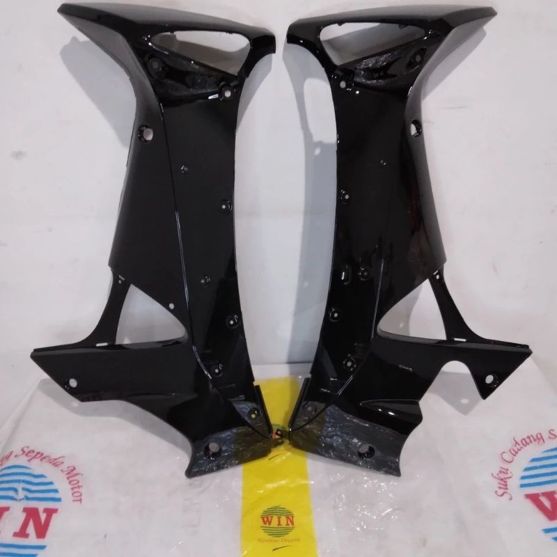 Legshield Dalam Besar SUPRA X 125 2004 2005 hitam Original WIN / Legsil Legshield dalam