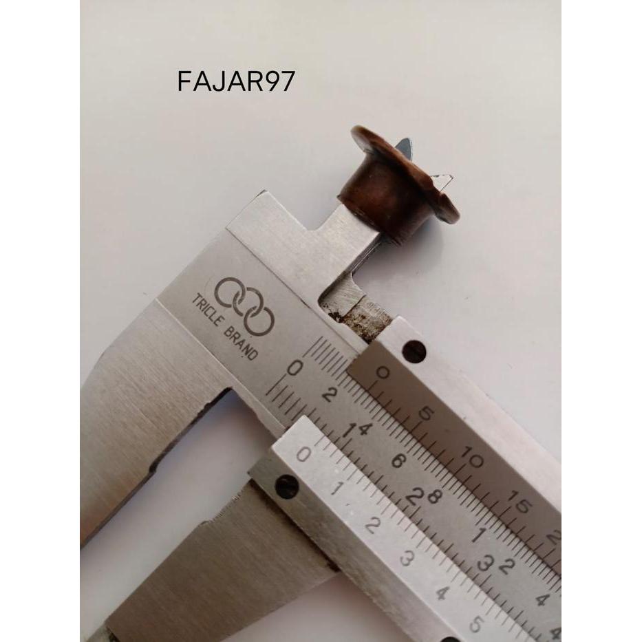 Bos pen baut engsel pintu mobil Kijang/L300/Futura/Panther/Daihatsu (HARGA PER 4 BIJI)