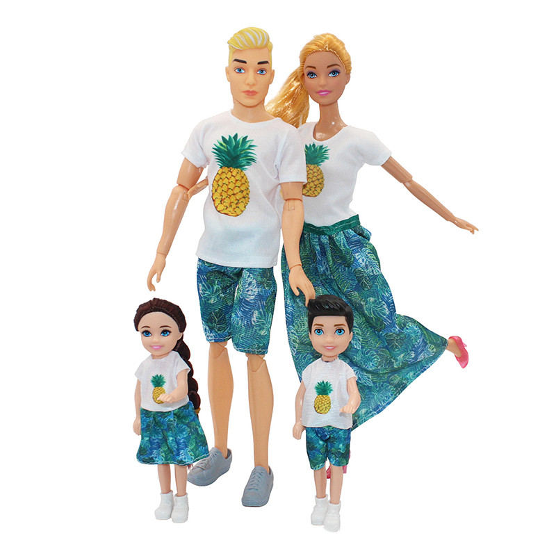 4Pcs Family Dolls Ken&Wife Playset Mother Kids Dolls Ball Jointed Parent-Child Clothes Diy Play