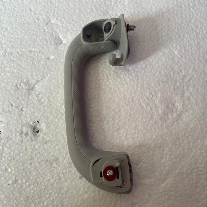 handle pegangan dalam pintu tengah mobil kia carens.2 original kanan news