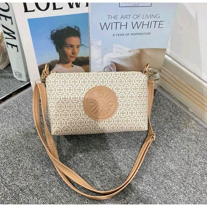 Bella Sling Bag Tas Selempang Wanita Tas Tali Panjang Tas Cewek Tas Lucu Slingbag Wanita Tas Mini