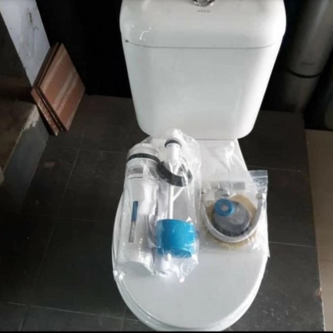 Closet Duduk/Closet Oulu