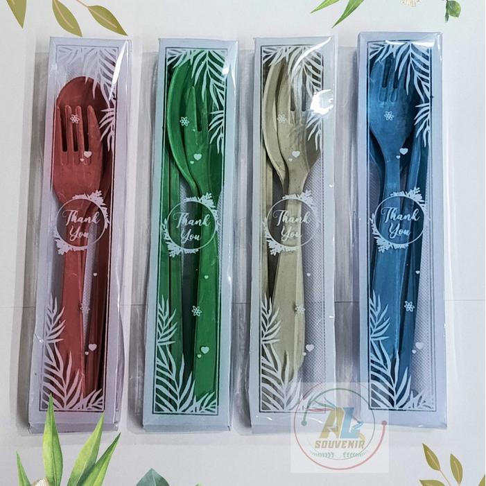 Set Sendok Garpu Sumpit Motif Bunga Kemasan Mika Motif Plastik