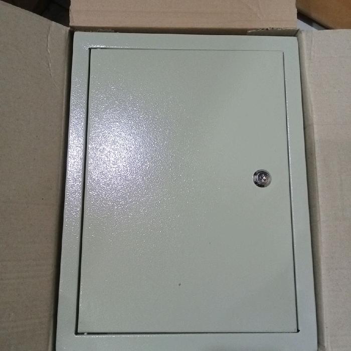 box panel indor 304018cm/ box panel listrik 3040
