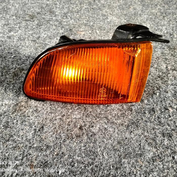 lampu seins kanan Galant Hiu