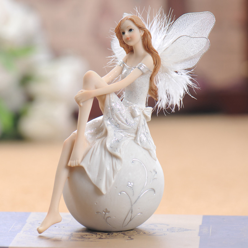 European Cute Elf Girls Resin Angel Figurines Office Desk Fairy Statue KTV Bar Ornaments Decor Home