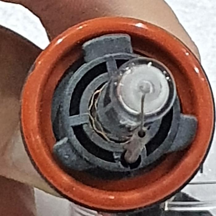 "New" Lampu HID H11 XENON