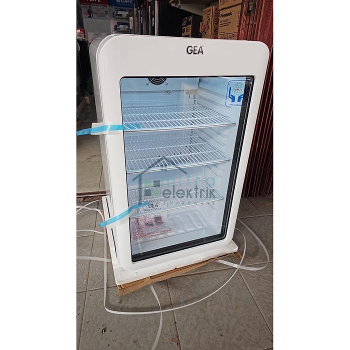 GEA EXPO90CVD Mini Showcase 95 Liter 110 Watt Display Chiller