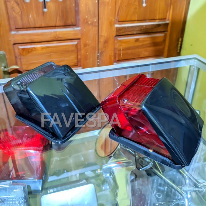 Lampu Stoplam Smoke Vespa Super Sprint Import Bukan Siem