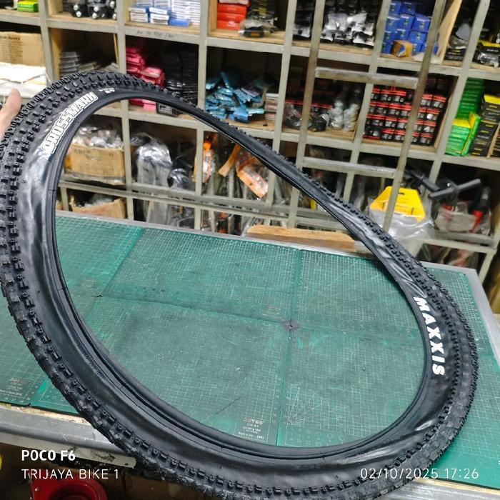 Ban Luar Maxxis 27.5 X 195 Maxxis Crossmark Wired 65 Psi Semi Kevlar Ringan 27.5 X 1.95 Maxxis