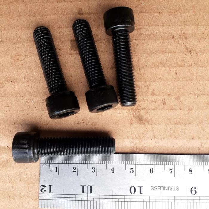 "New" BAUT L BAJA M10X40 / BAUT L BAJA M10 X 40 / BAUT L M10X40 BAJA HITAM