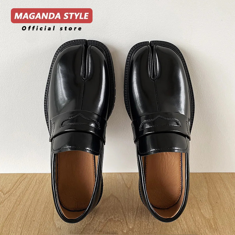 Maganda Split toe horseshoe shoes for men's thick sole Lefu shoes Tabi shoes patent leather shoes