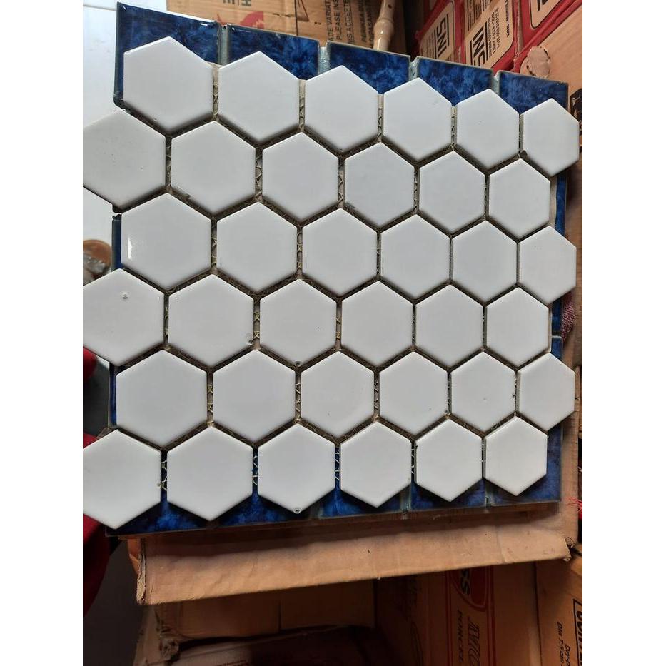 SIAPKIRIM Keramik Dinding Dapur / Kitchen Set Hexagonal Putih Glossy HEX2 1100 READY STOCK