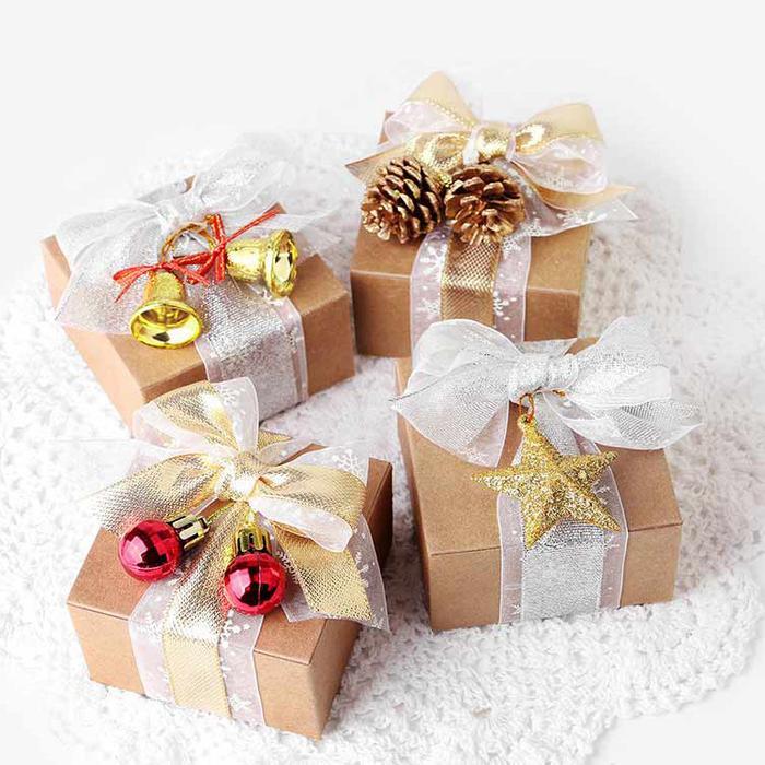 Hiasan Kado Box Bingkisan Natal / Gantungan Kado Natal