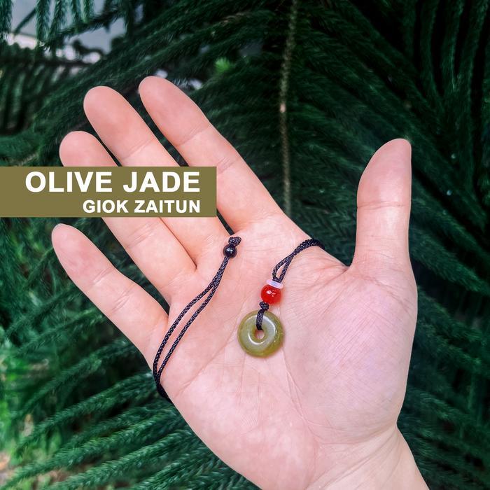 ser Kalung Giok Keberuntungan & Panjang Umur Tali Hitam - Aksesoris Pria Wanita Batu Jade