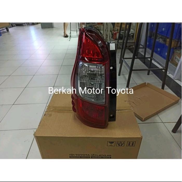 Lampu Belakang Stop Lamp Avanza Veloz 2016 2017 2018 2019 Original