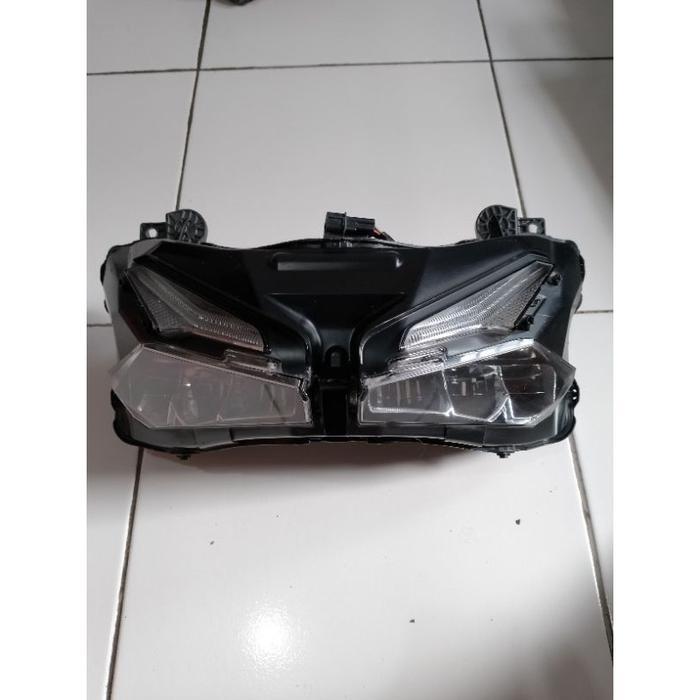 Headlamp reflektor lampu depan All new CBR 150 R - CBR 250 RR Original