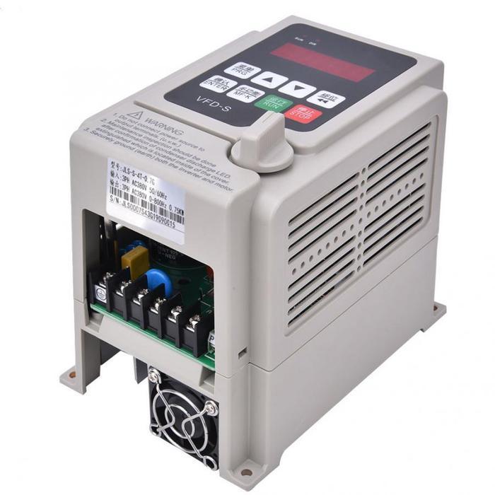 TOOL ALAT 220V VFD SINGLE PHASE INPUT 3 PHASE OUTPUT FREKUENSI INVERTER